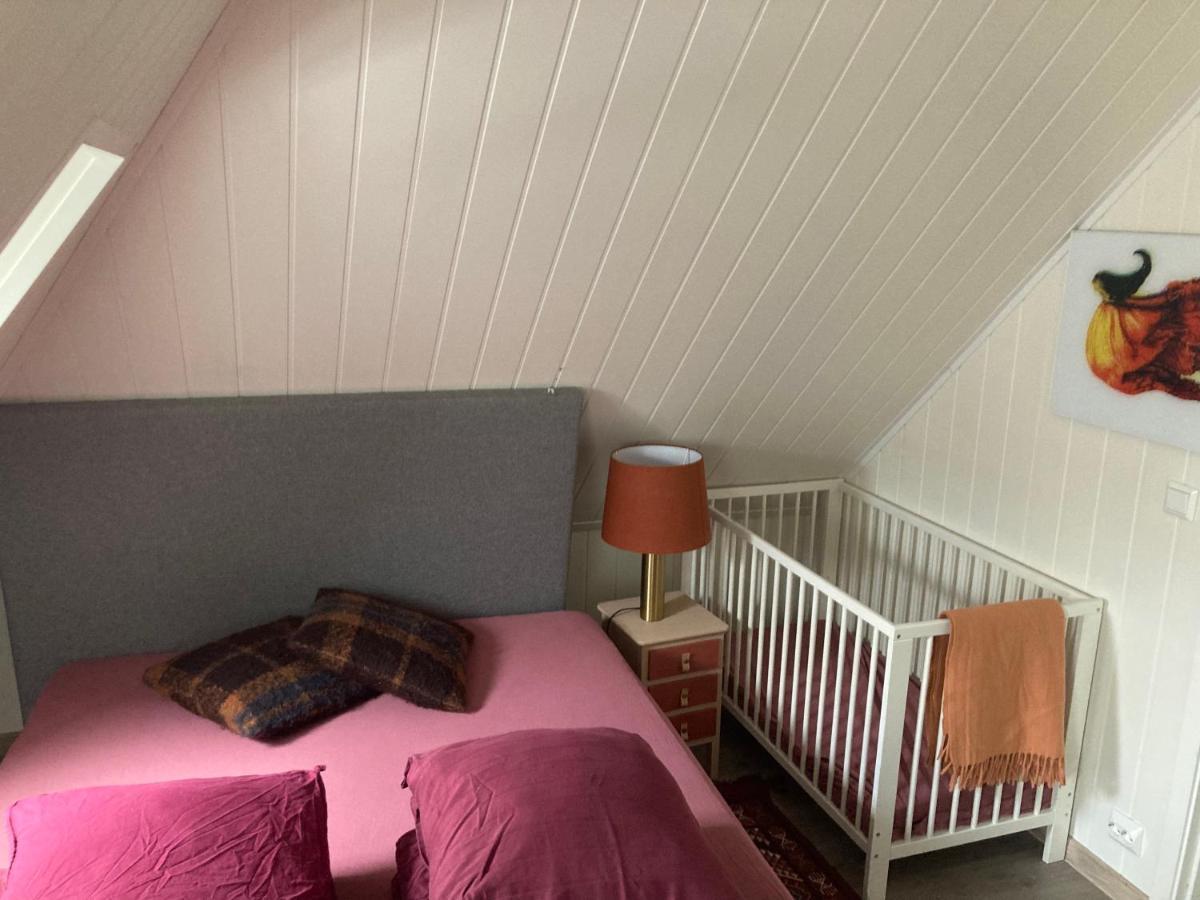 Downtown Historical House With Renovated Apartments Ålesund Extérieur photo